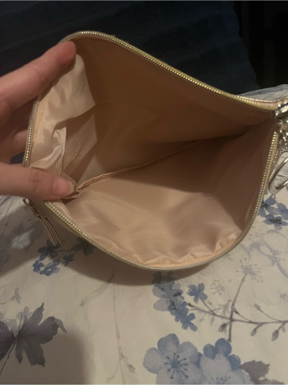 Bebe Pouch - Picture 5 of 6